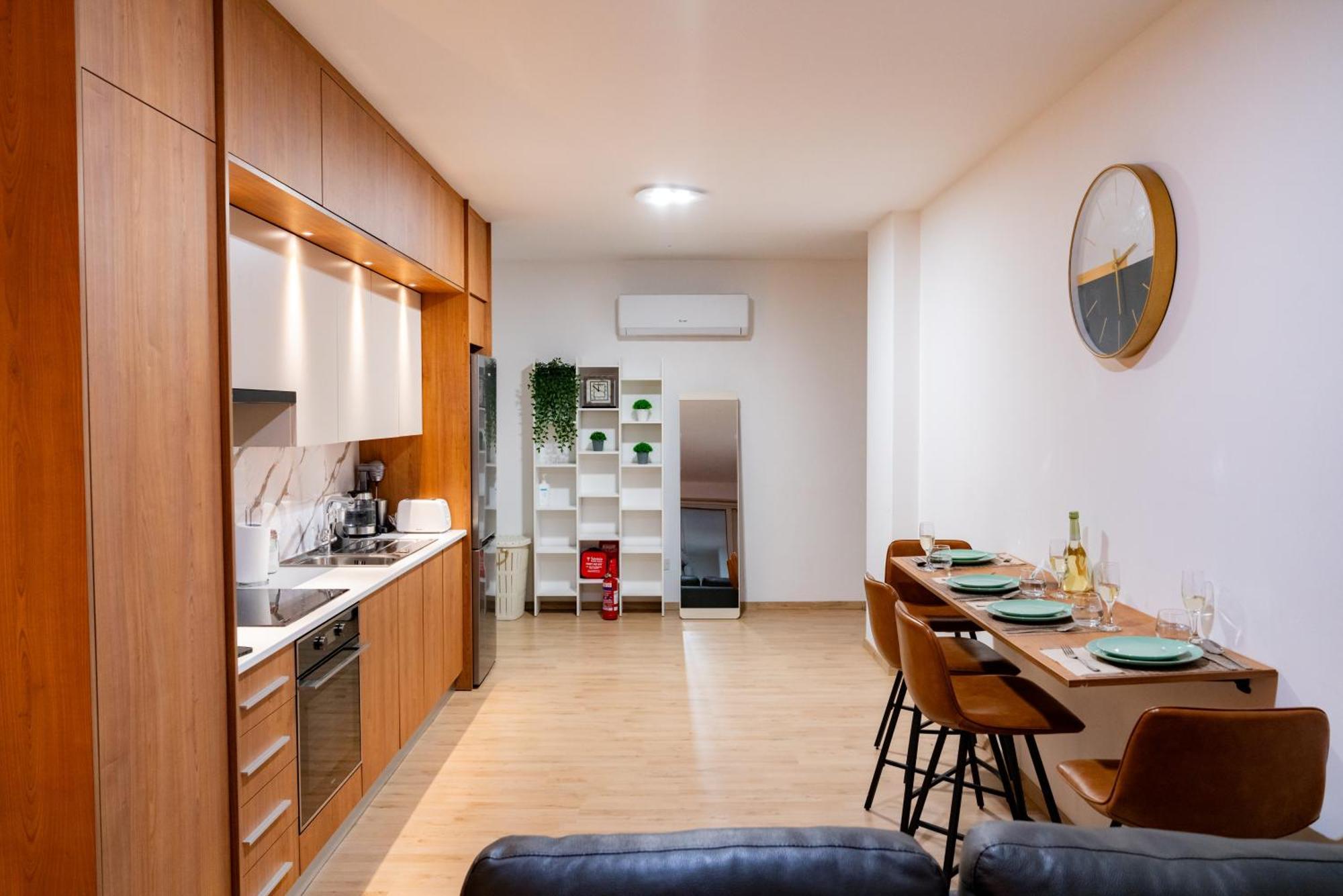Earth Apartment Larnaka Exterior foto